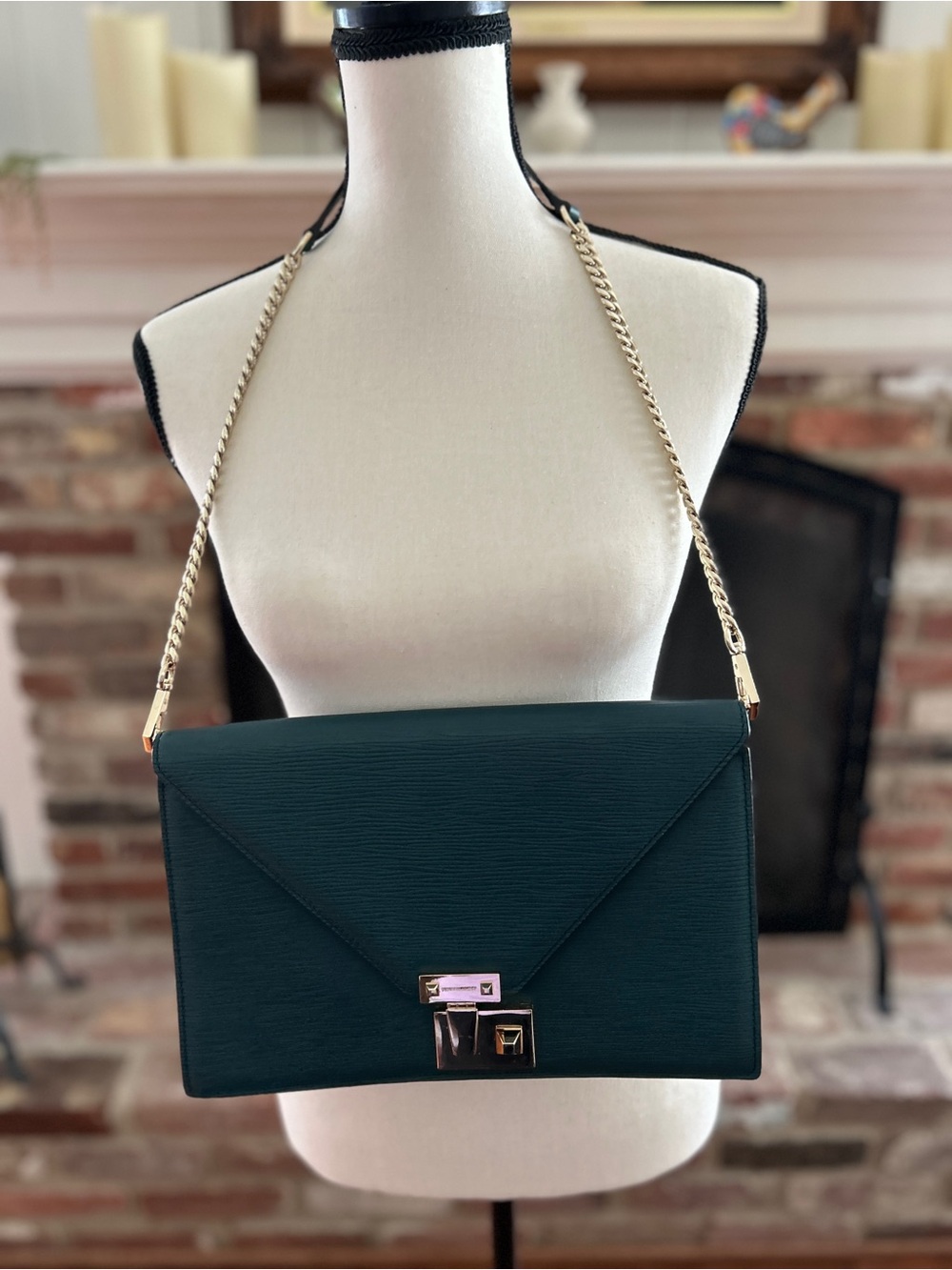 Rebecca Minkoff Textured Leather Paris Clutch, Gold-Tone Hardware, Vintage CLEAN - Picture 3 of 16